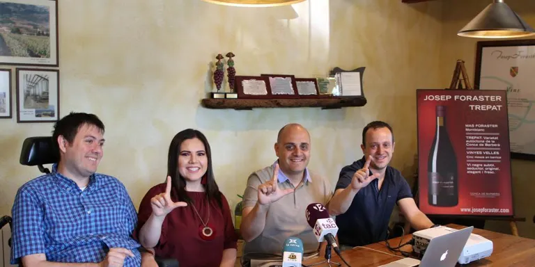 VÍDEO: Els convergents de Rubí aposten majoritàriament per crear un nou partit