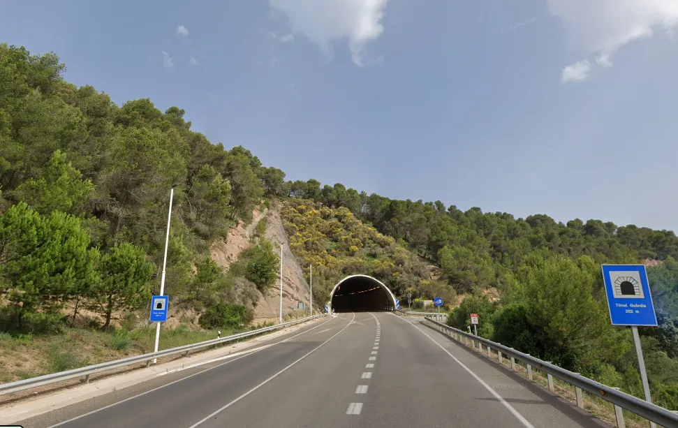 <strong>El departament de Territori instal·larà una planta fotovoltaica per l'autoconsum sobre els dos túnels de la C-55 a Clariana de Cardener</strong>