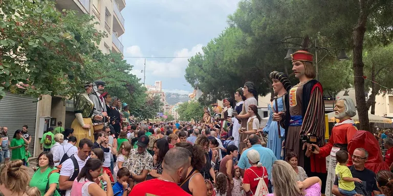 Èxit, tot i la pluja, de la XXXVI Trobada de Gegants de Pineda