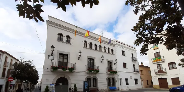 El govern local avisa que una baixada d'impostos suposaria fer "ajustos molt més dràstics" en la despesa municipal