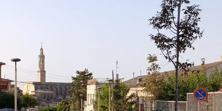 Reobre al trànsit el carrer Creu de Cames de Valls després de les obres de millora