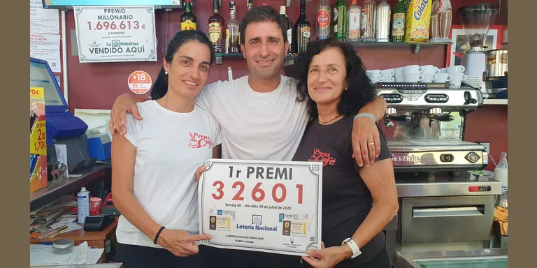 El primer premi de la Loteria Nacional premia una butlleta venuda a Pineda