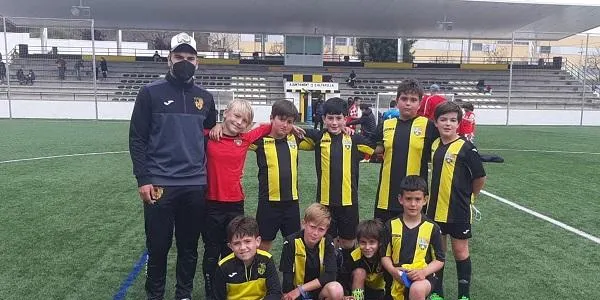 El Benjamí del CE Altafulla empata davant l’Escola de Valls i perd la 1a plaça (1-1)