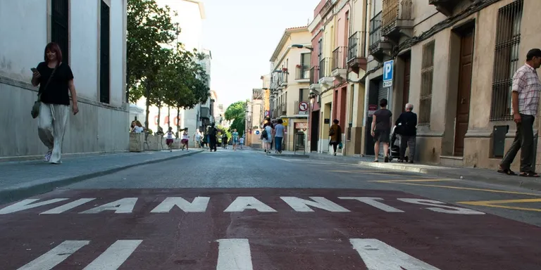 Des de dijous es multarà els vehicles que passin per l'illa sense permís