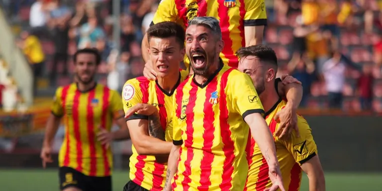 La UE Sant Andreu es juga l'ascens i el Salamanca no els deixa entrenar a l'estadi