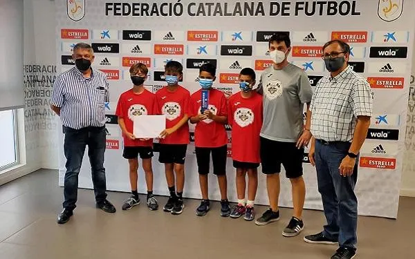 El Prebenjamí i l’Aleví del CE Altafulla reben els títols de Lliga de la mà de la FCF