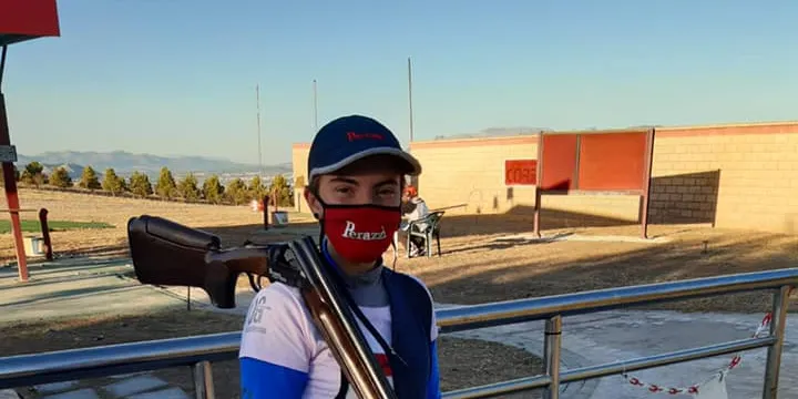 Mar Molné acaba la temporada de tir per la porta gran