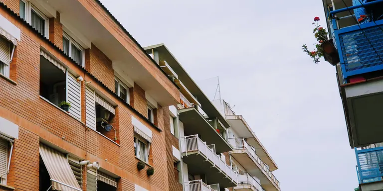 El Consell Comarcal del Maresme ofereix als ajuntaments suport en matèria d'habitatge