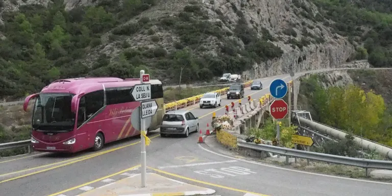 Obres al pont de Peramola, a la C-14