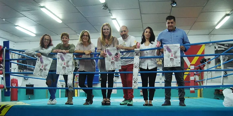 Vetllada de boxa femení dedicada a l’Oncolliga