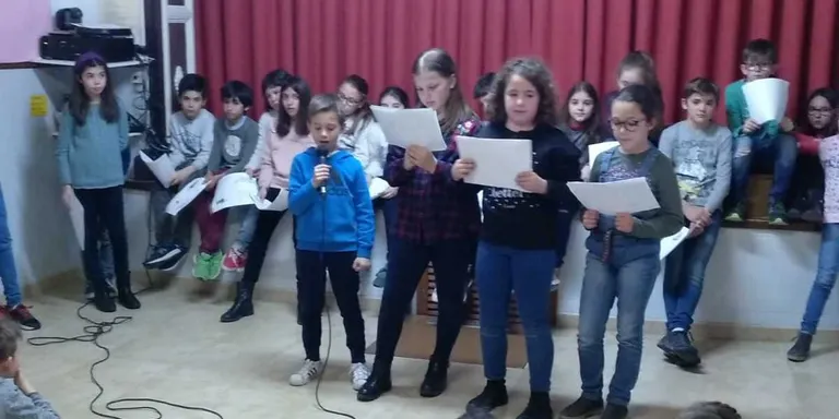 El Col·legi Mare de Déu dels Socós celebra el Dia de la Poesia amb un recital en tres idiomes