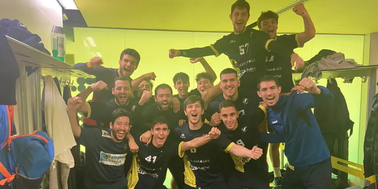 El Club Handbol Cambrils assalta la pista del Maristes Rubí