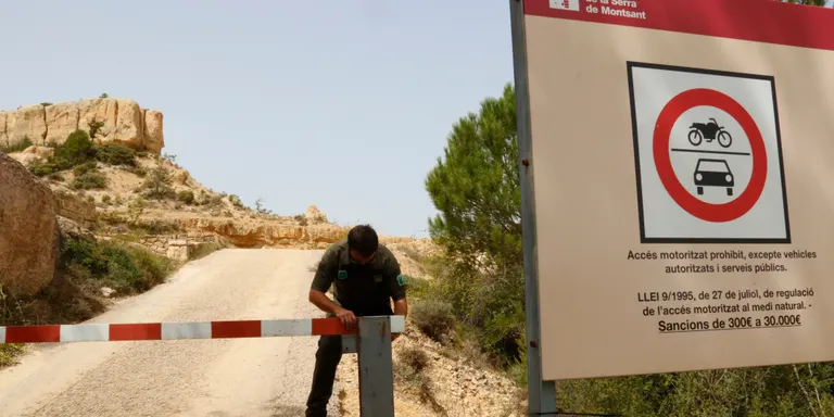 Les restriccions davant l'onada de calor i l'elevat risc d'incendi entren en vigor en 279 municipis