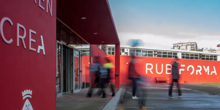 Rubí Forma ofereix 13 cursos gratuïts per obtenir els Certificats de Professionalitat