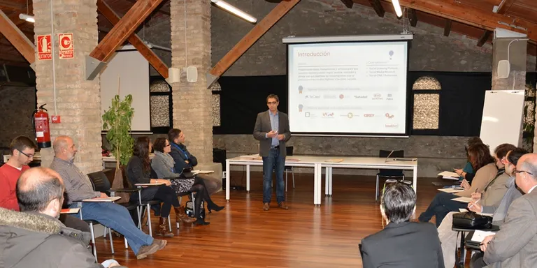 Darrera sessi\xf3 grupal de la Xarxa Rub\xed Empresa amb el Big Data com a protagonista