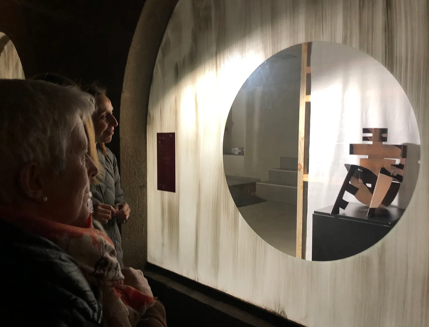 <strong>Una vintena d'aparadors solsonins exposen obres d'artistes locals a partir d'aquest divendres</strong>