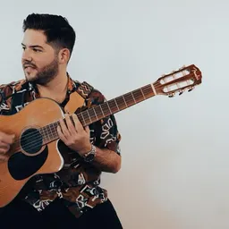 El cantante Arkike trae la feria a COPE Utrera - episode art