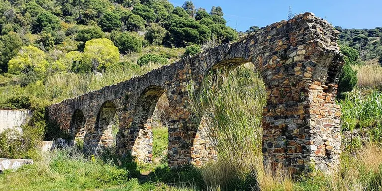 El ple pinedenc tractarà la compra de la finca i l'Aqüeducte de Can Cua