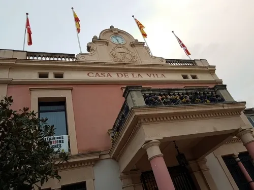 L’Ajuntament recorre a recollir signatures per reclamar a la Generalitat que faci l'hospital