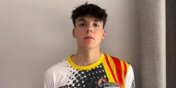 L’altafullenc Roger Monzó es classifica per al quadre final del CESA Sub17 amb la Selecció Catalana de voleibol
