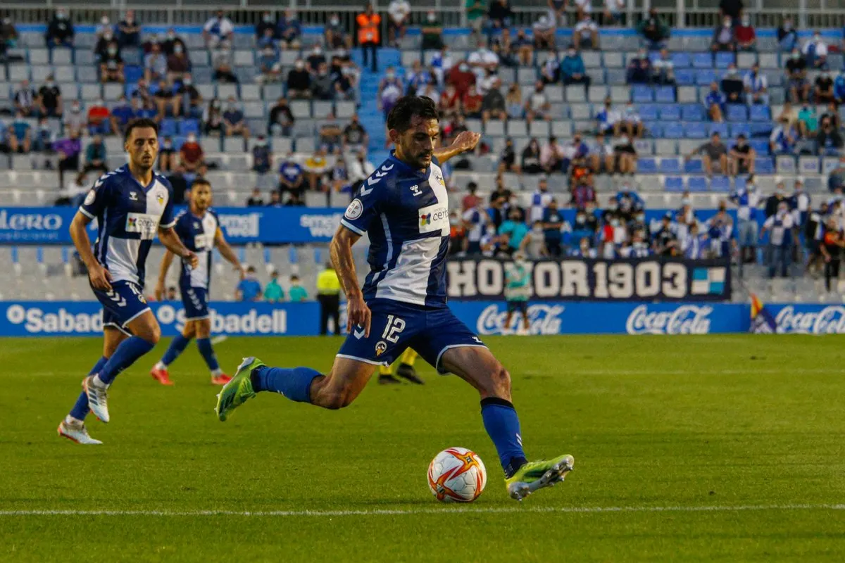 El Sabadell buscarà ressorgir davant el Sanluqueño (19h)