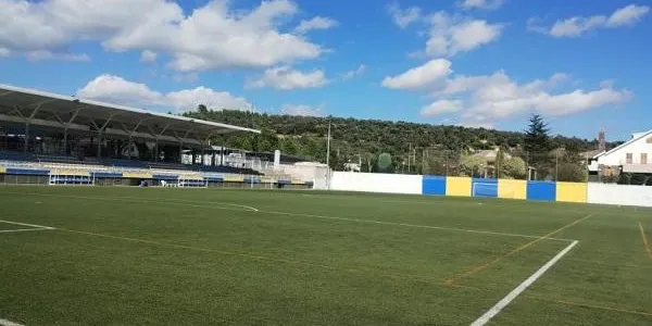 CF La Sénia – Atlètic Roda de Berà: enfrontament amb aspiracions ben diferents