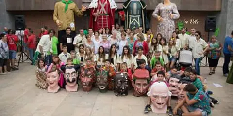 La JNC i el PDeCAT concedeixen el Premi Estel als Geganters i Grallers d'Oliana