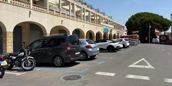 S’incorporen els veïns amb discapacitat del 33% en amunt a les excempcions de la zona blava d’Altafulla