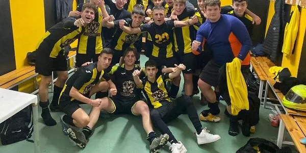 El Juvenil de l’Altafulla supera a la Riera en un partit vibrant (4-3)