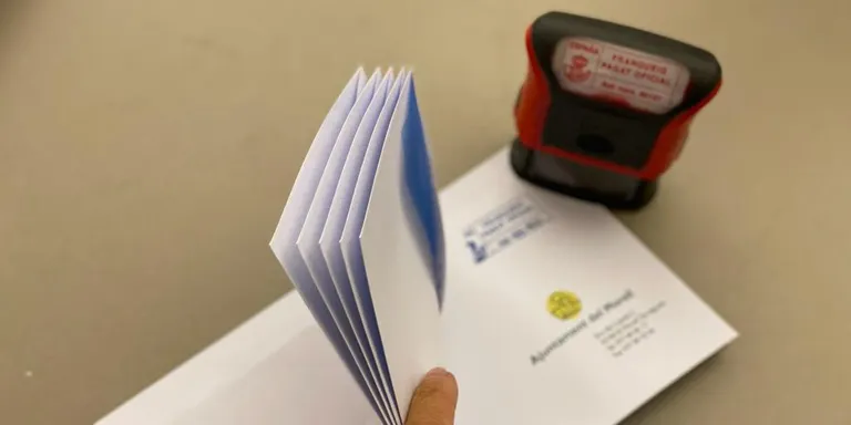 L'Ajuntament reparteix mascaretes a les bústies dels vilatans del Morell