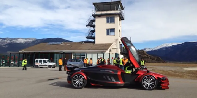 La marca d'automòbils Tramontana fixa l'aeroport de la Seu com a base de proves