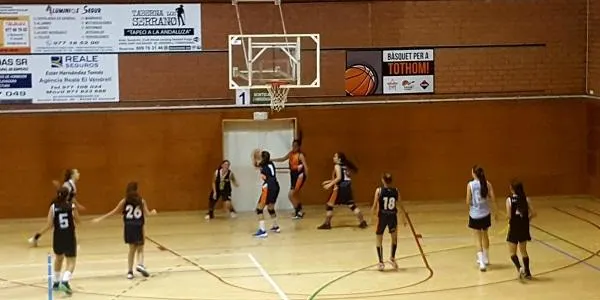 El Cadet Femení del Bàsquet Baix Gaià cau a la pista del Vendrell en el partit avançat de la tercera jornada (59-51)