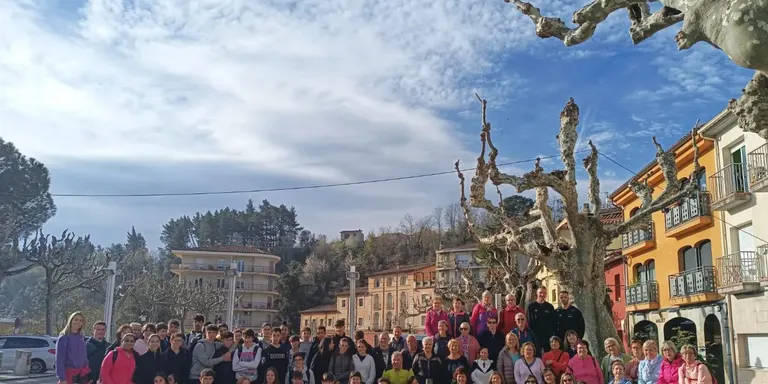 Prop de 300 persones participen a la caminada del Dia Mundial de l’Activitat Física