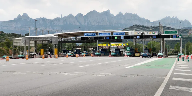 A partir de l'1 de setembre, les bonificacions a la C-16 els dies laborables només es podran gaudir amb sistemes de pagament dinàmic