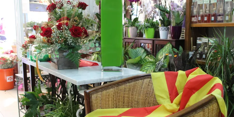 Llibreries i floristeries sí podran posar parada per Sant Jordi