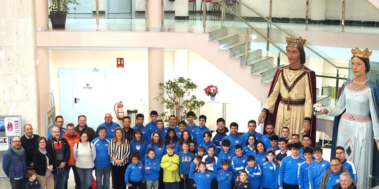 L’Ajuntament de Cambrils homenatja el Cambrils Club Hoquei per la seva trajectòria i èxits
