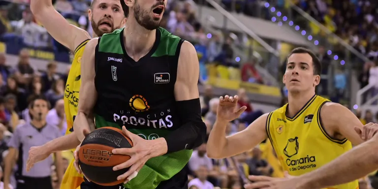 Tercer quart que condemna a la derrota a la Penya (100-88)