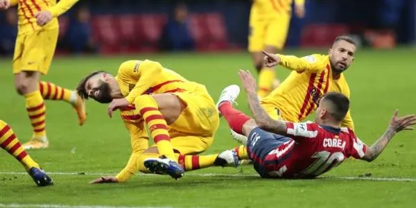 Gerard Piqué, pendent de passar per quiròfan