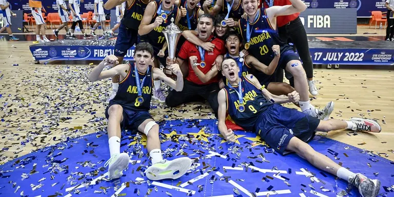 Dani González, campió d'Europa U16 de Petits Estats amb la selecció andorrana