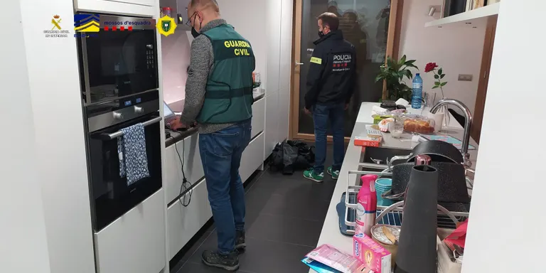 Sis detinguts a Andorra per suposat frau internacional en mercats d'inversió