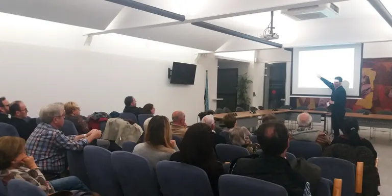 Els veïns i veïnes de la Plaça de l'Estació i Plaça de la Pubilla ja coneixen el primer disseny del projecte de remodelació
