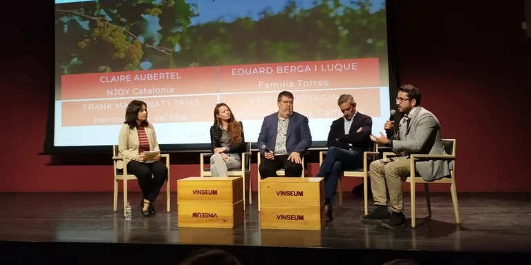 Cambrils, present a una taula rodona sobre enogastronomia a Vilafranca del Penedès