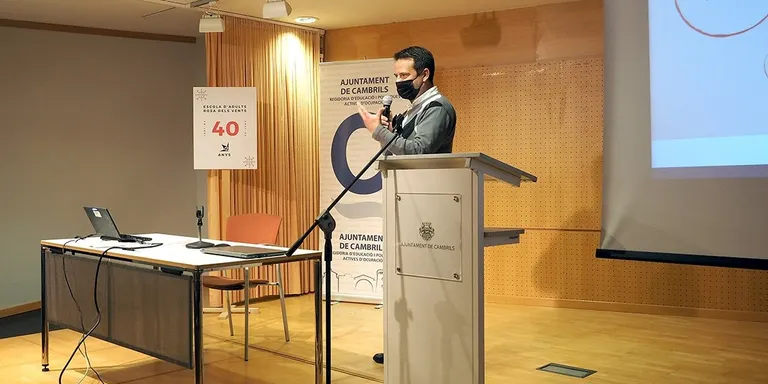 L’Escola d’Adults Rosa dels Vents de Cambrils celebra el seu quarantè aniversari amb un ampli programa d’activitats