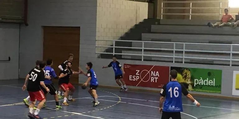 El Club d'Handbol d'Agramunt inicia la temporada amb 4 equips i una escola d'handbol