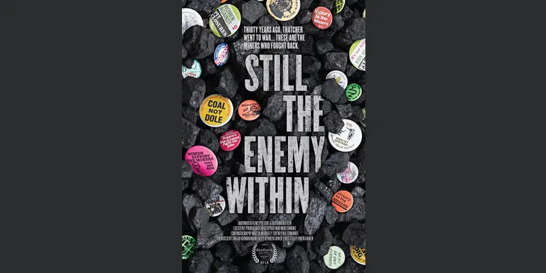El CineClub La Seu projecta 'Still the enemy within' i hi convida el seu productor, Mike Simons