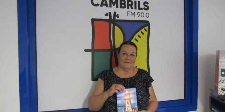 Àngels Vinuesa: “ Vull arrencar un somriure a la persona que llegeixi el meu llibre”
