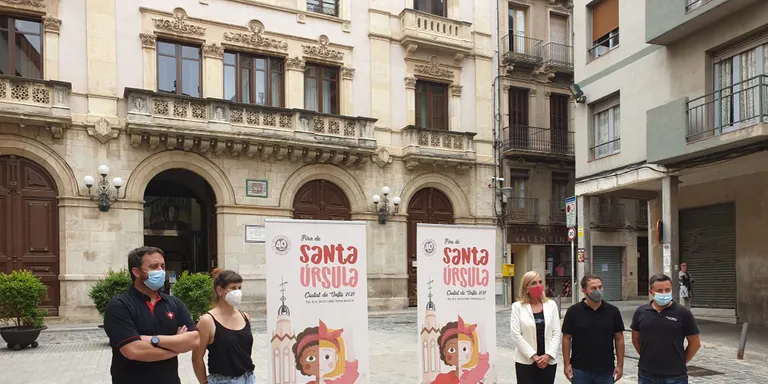 Homenatge a les colles de Valls en la imatge gràfica de Santa Úrsula