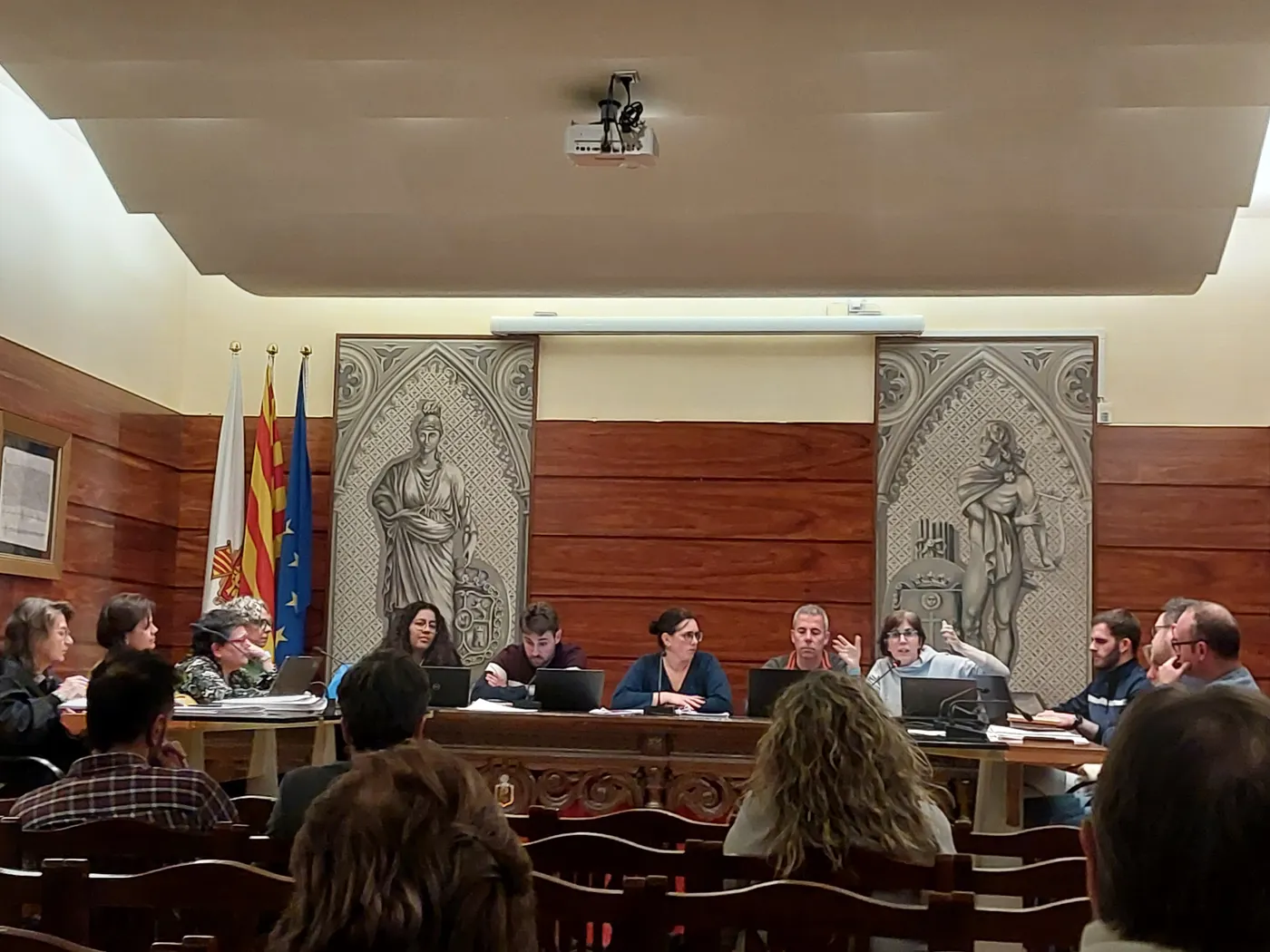 L’Ajuntament de Solsona posa en marxa els tràmits per la construcció d’una cinquantena de pisos socials al solar de darrere la sala polivalent
