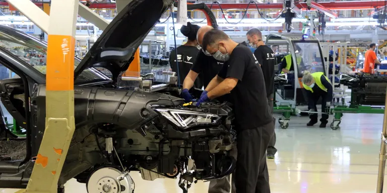 Seat aturarà la producció a la planta de Martorell els dies 6 i 7 de setembre per la falta de semiconductors