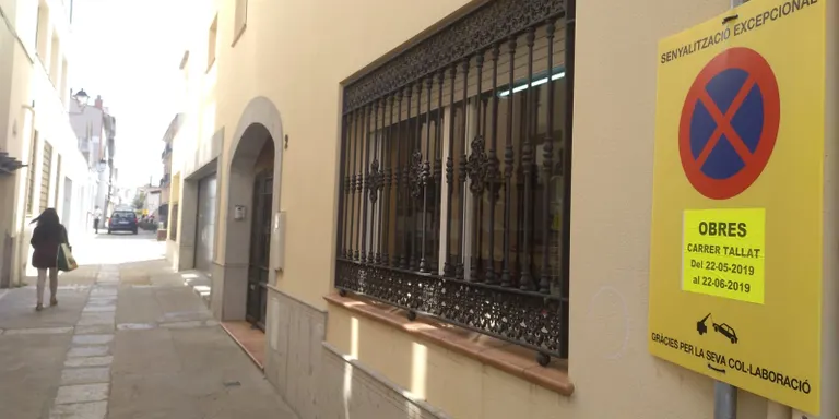 Comencen les obres per arranjar el Carreró de la Plaça